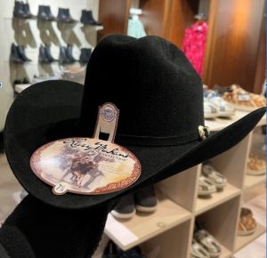 Photo of the Larry Mahan's 6x Black Beaver Felt Cowboy Hat.